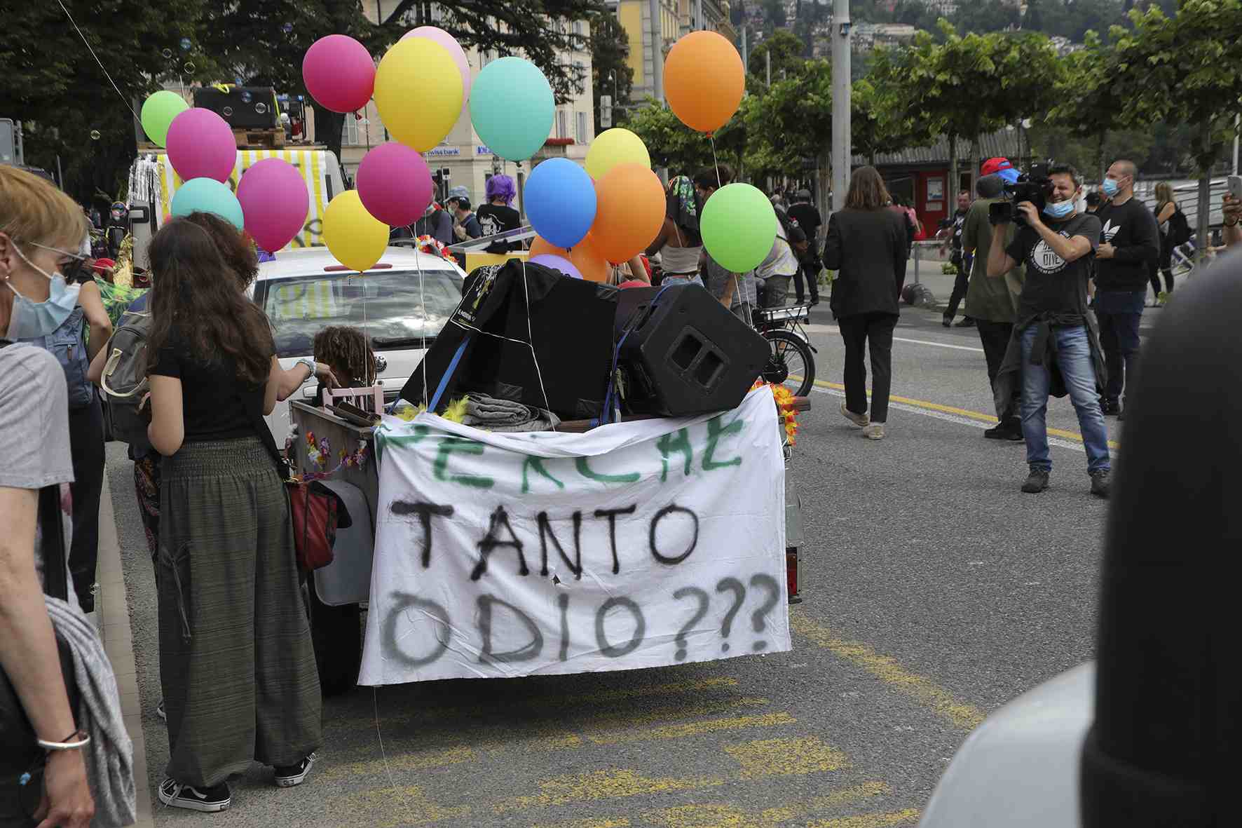 Circondati da un’idea