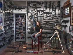 #Ameriguns, in un album fotografico l’ossessione americana per le armi