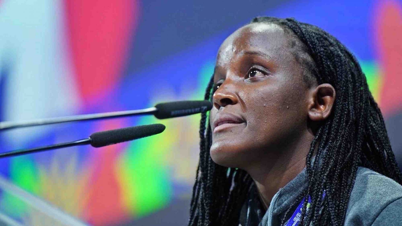 Aprire gli occhi: Vanessa Nakate e l‘Africa nella lotta al cambiamento climatico