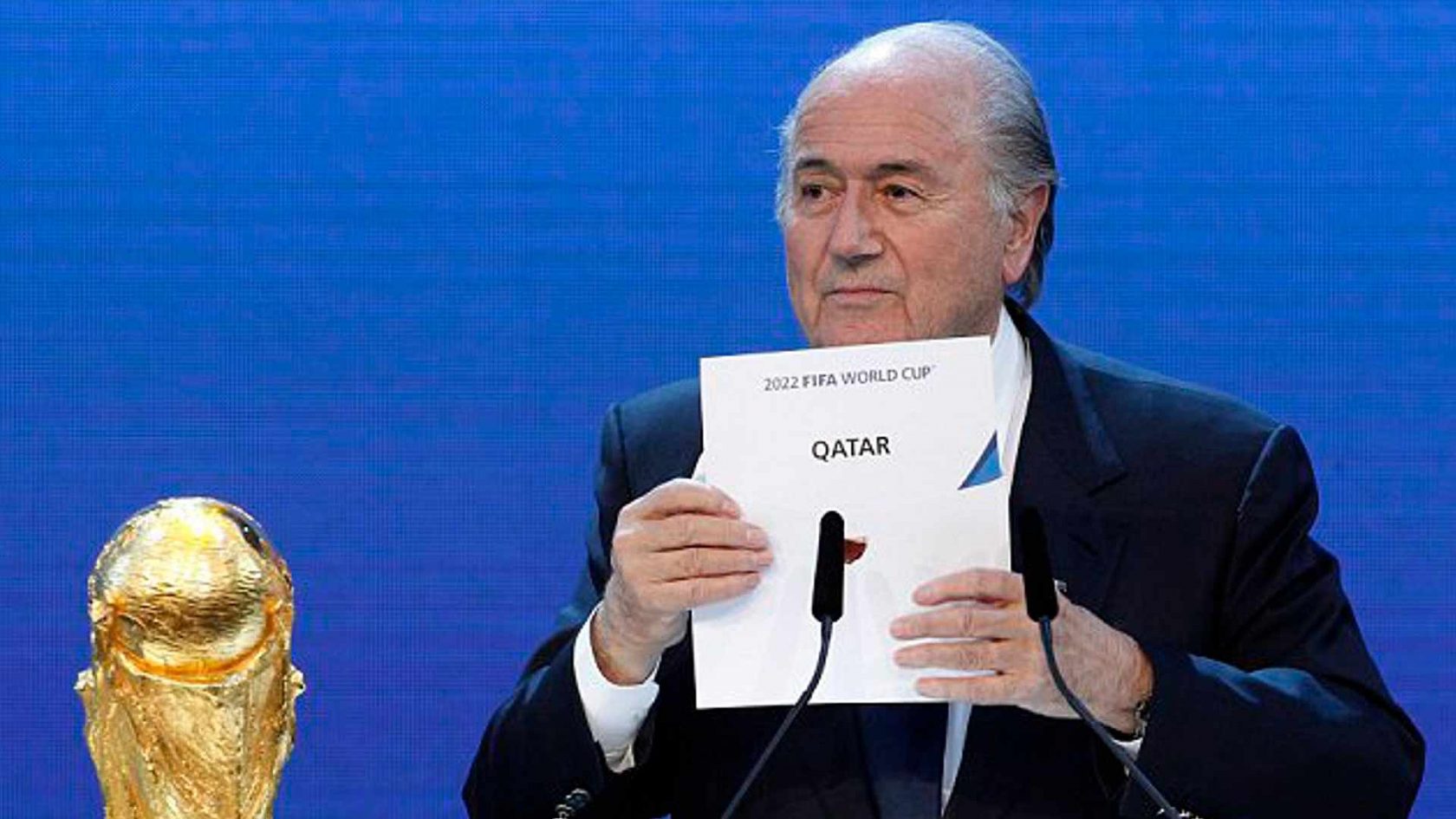Blatter: “Mondiali al Qatar, un errore!”