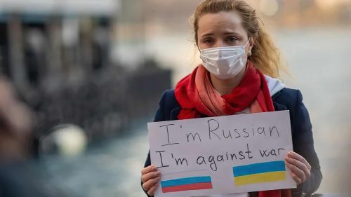 ‘I russi non protestano?’ Certo che protestano, in esilio e in terribile stato di repressione