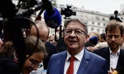 Jean-Luc Mélenchon: “La sfida finale per l’Eliseo tra me e la fascista Le Pen. Io dirò addio alla Nato”