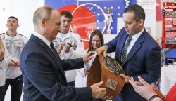 Le mani di Putin sulla federazione boxe salvata con i soldi di Kremlev, l’oligarca pregiudicato