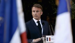 Fine della tregua, Macron alza il muro