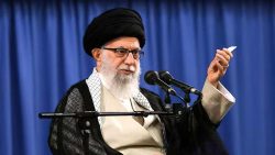 Le tre opzioni di Khamenei