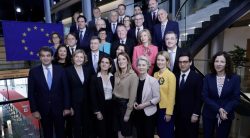 Von der Leyen «imperatrice» di una Commissione debole e a destra