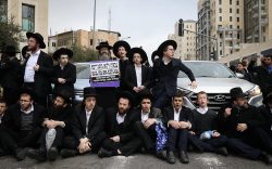 Israele, anche i giovani ultra-ortodossi dovranno arruolarsi