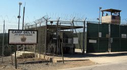 Trump shock: “Chiuderemo a Guantanamo i clandestini che hanno commesso reati”
