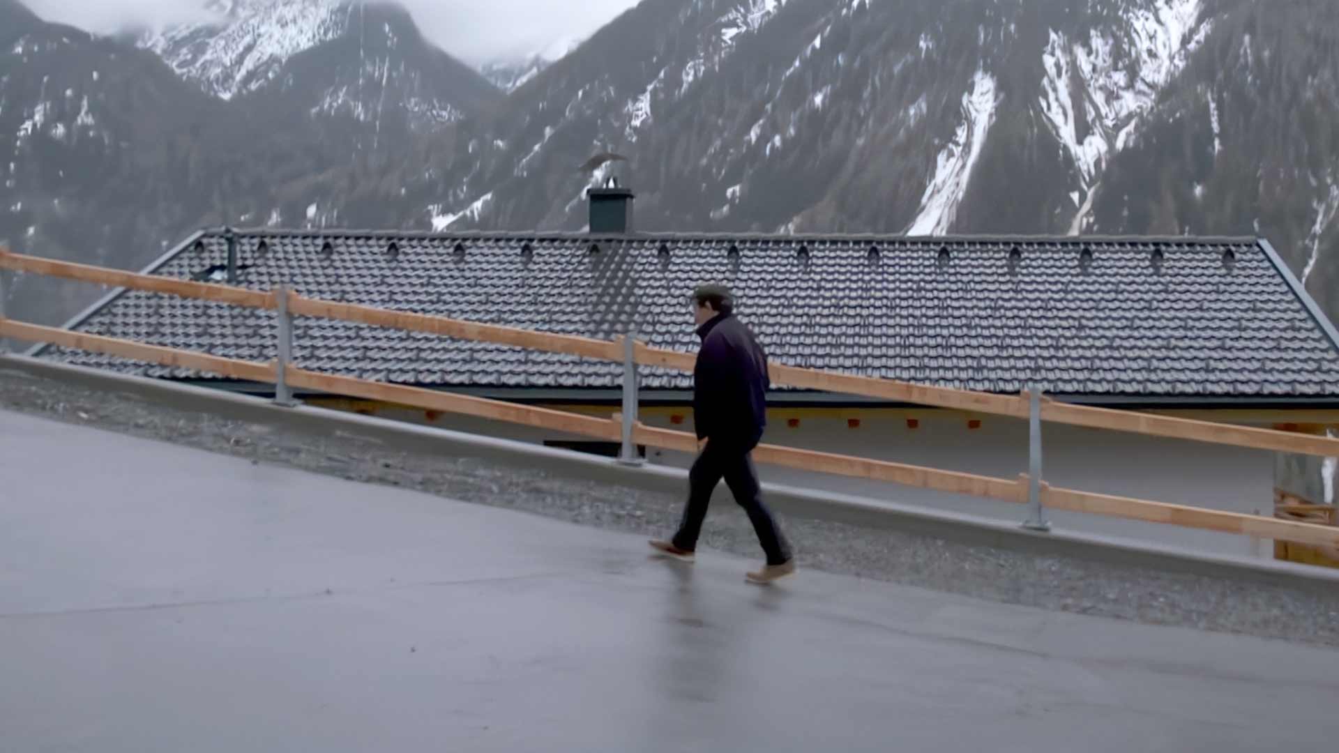 Adam Quadroni ‘curnuto e mmazziatu’ alla nostra maniera