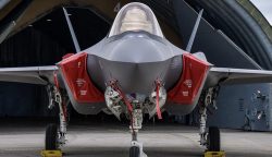 F 35, “kill switch” e addio neutralità