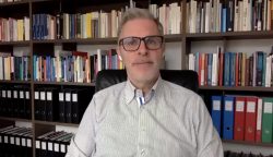 Sergio Rossi – Il tango del “tycoon” Ora apre al negoziato ma si tratta di capire come