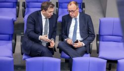 Germania, ecco il nuovo governo: pronto il cordone contro l’Afd