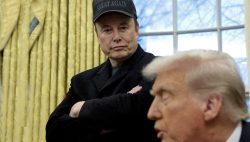 L’ora dell’addio, Musk molla Trump dopo la legge di spesa. Il tycoon: “Mina il mio lavoro sui tagli”