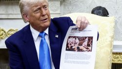 Sudafrica, è un fake il video con le fosse di Afrikaner uccisi mostrato da Trump a Ramaphosa