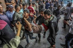 Sparatoria sulla folla, a Gaza una nuova strage degli affamati