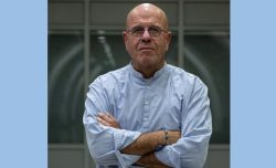 Avraham Burg: «Ebrei, ribellatevi: trascinate Israele all’Aja»