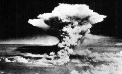 La bomba che ci tiene in pugno: ottant’anni fa il disastro nucleare a Hiroshima e Nagasaki