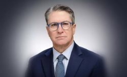 Patrick J. Deneen: “Vi spiego perché è fallito il regime liberale”