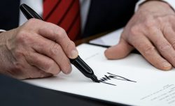 Le vere sanzioni puniscono gli amici