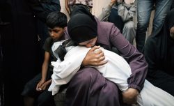 La notte immobile di Gaza
