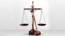 Giustizia con i guanti