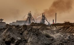 Terre rare, il piccolo grande potere della Cina: il business che sta alla base di tutto