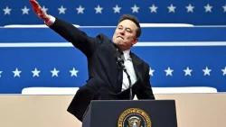 Musk attacca la Ue: “Quarto Reich”. Poi espelle la Commissione da X