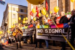 Il Ticino lo ha detto chiaramente: «Teniamoci stretta la RSI!»