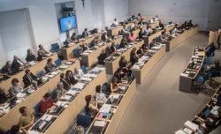Il Canton Ticino chiederà  di violare la Costituzione federale?