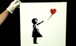 Banksy è davvero Robin Gunningham. Ma ha cambiato nome: ora è David Jones, in onore di Bowie