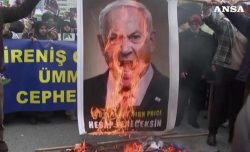 Iran, se il regime change non si può fare
