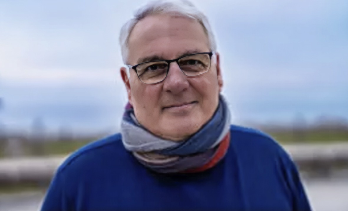 Bruno Giussani: “Sono un resistente tecnologico. Con l’IA ci giochiamo l’integrità cognitiva”