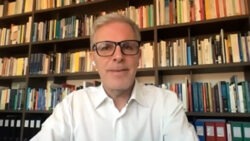 Sergio Rossi – Opportunità e rischi delle banche digitali