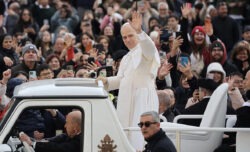 Il Papa americano che pratica la pace