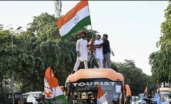 La purga elettorale di Modi: taglia 130 milioni di votanti. In India esplode la protesta